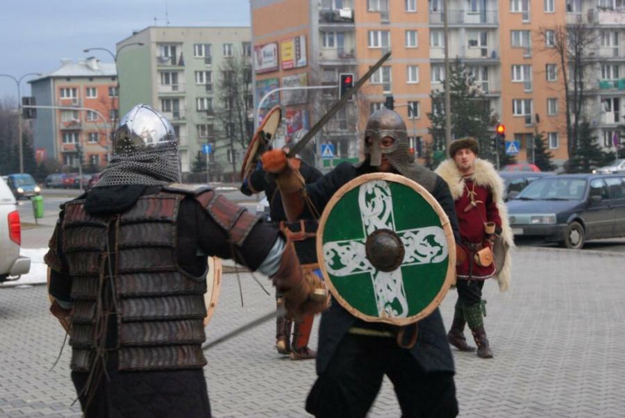 Pokaz walk i rzemiosła Wikingów_36