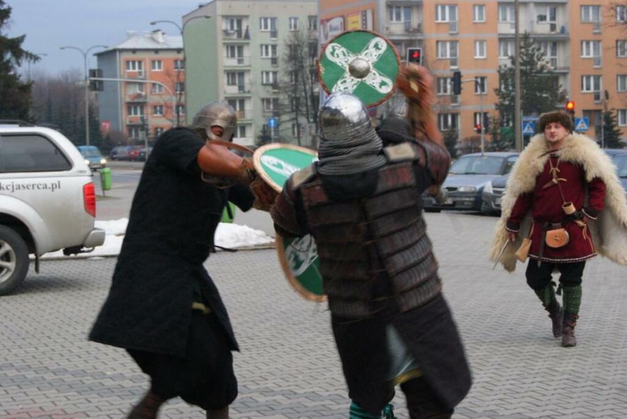 Pokaz walk i rzemiosła Wikingów_37