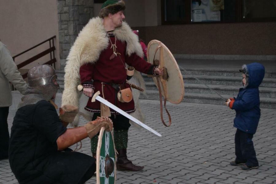 Pokaz walk i rzemiosła Wikingów_72