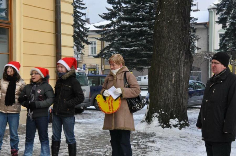 Św Mikołaj i dekorowanie miejskiej choinki _8