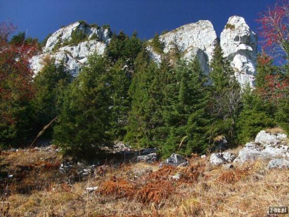 Mnich Skamenela dievka_Mara