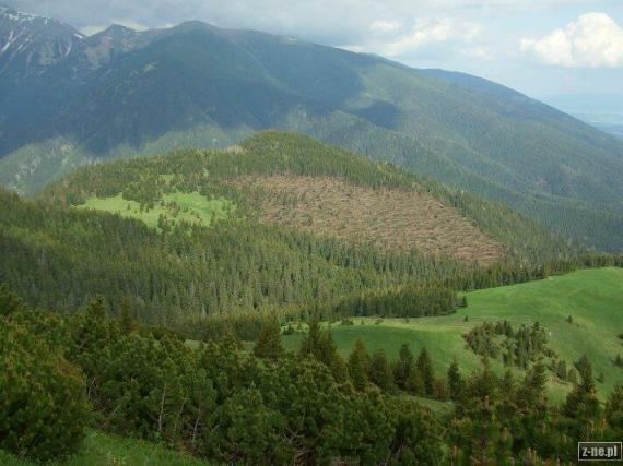 Mnich a Nizny Cervenec po vichrici